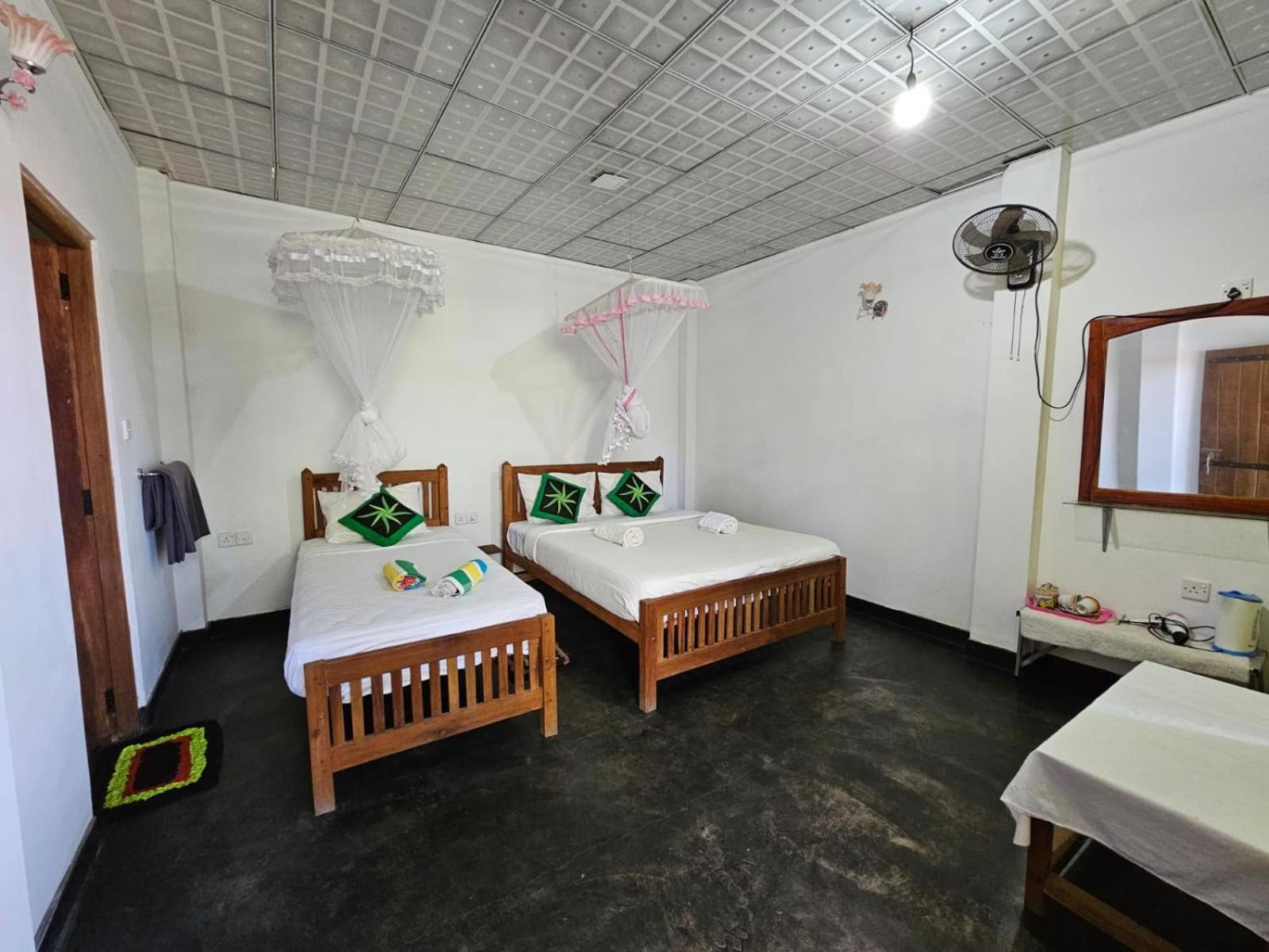 Enthral View Homestay Ella Buitenkant foto
